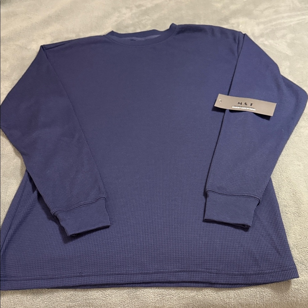 Men's Navy Long Sleeve Tee